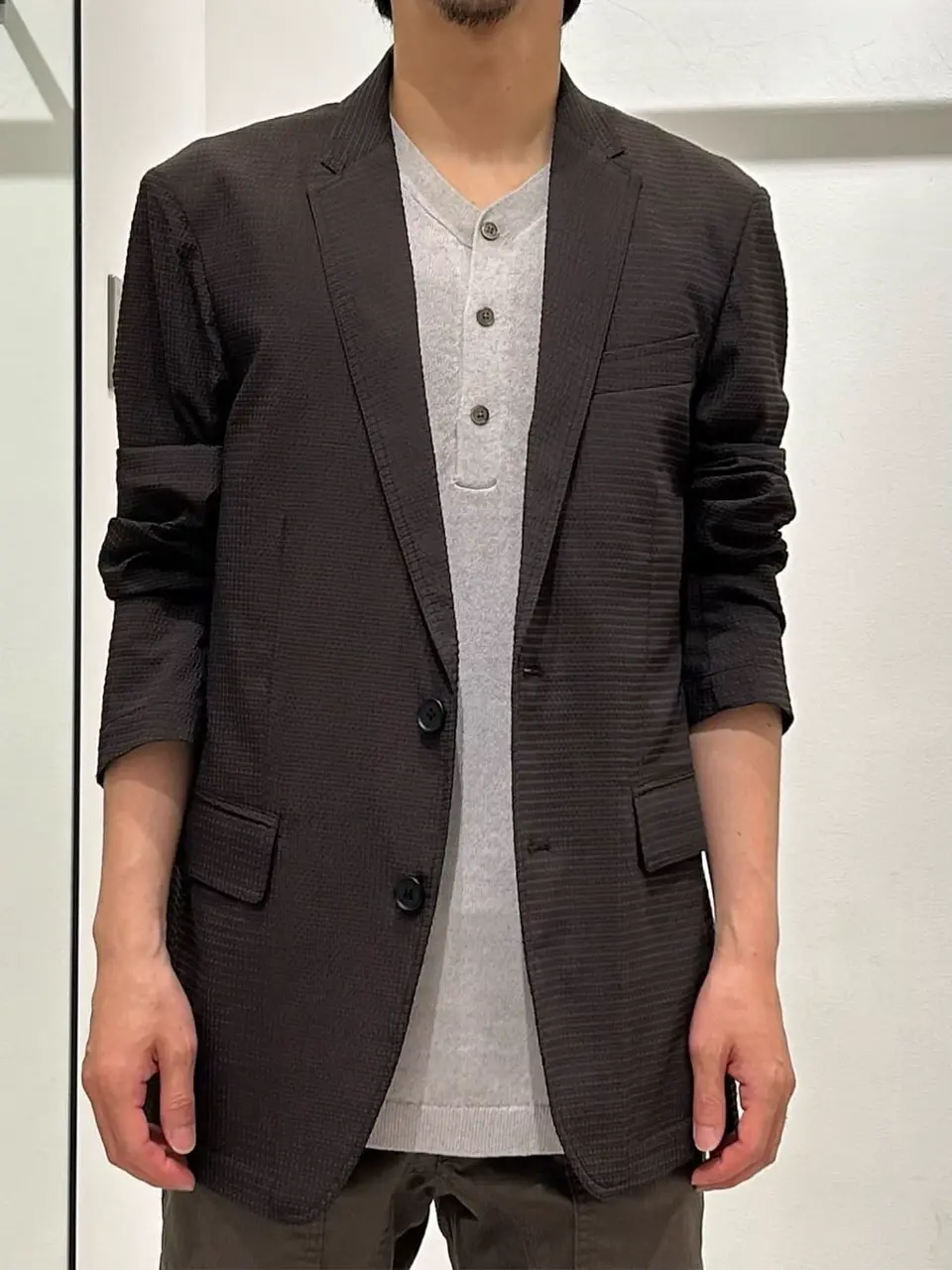 JOSEPH HOMME 鈴木 コーディネート画像