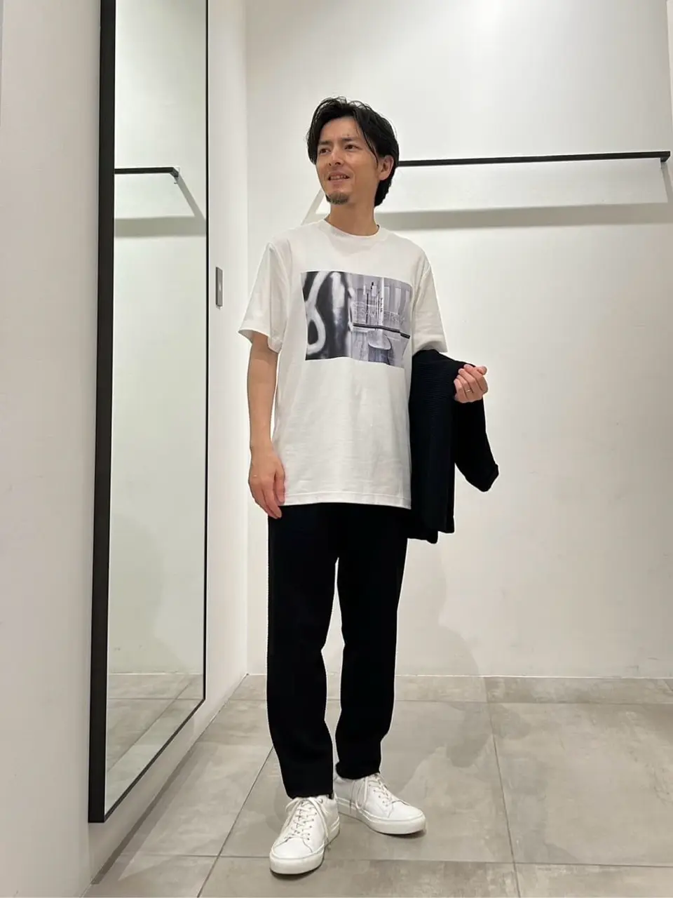 JOSEPH HOMME 鈴木 コーディネート画像