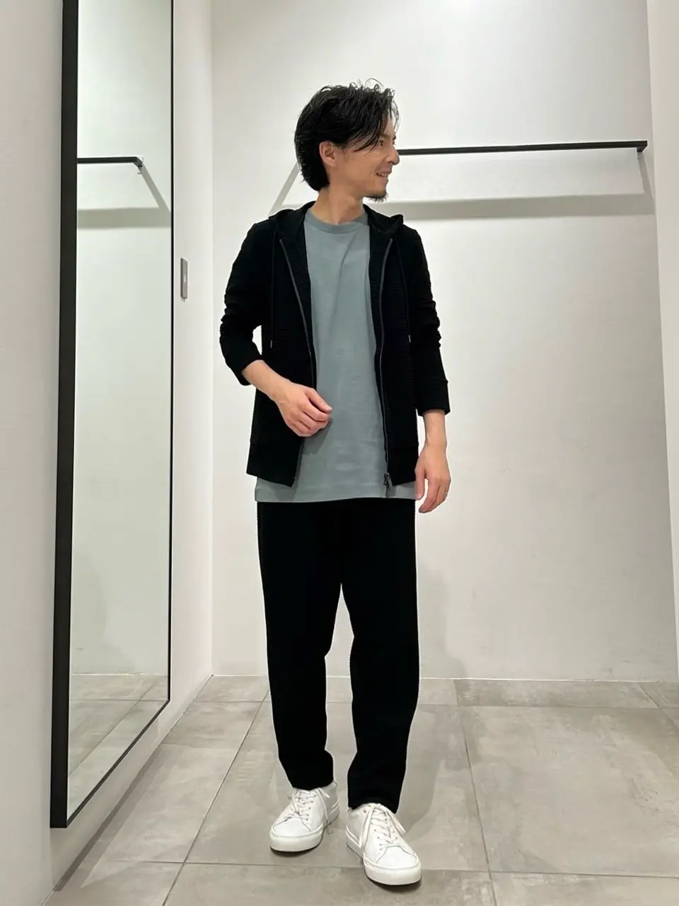 JOSEPH HOMME 鈴木 コーディネート画像