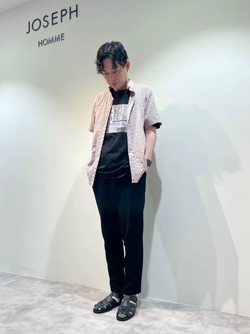 JOSEPH HOMME 佐藤健人 コーディネート画像