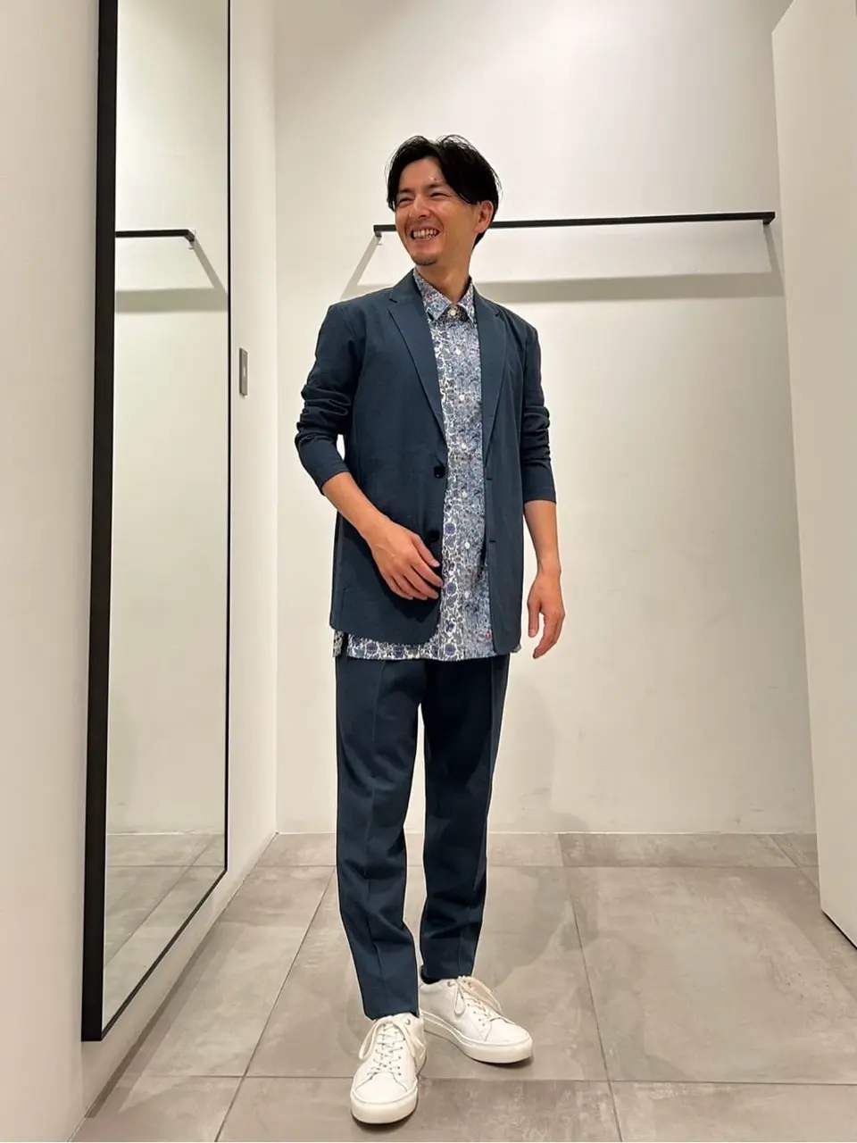 JOSEPH HOMME 鈴木 コーディネート画像