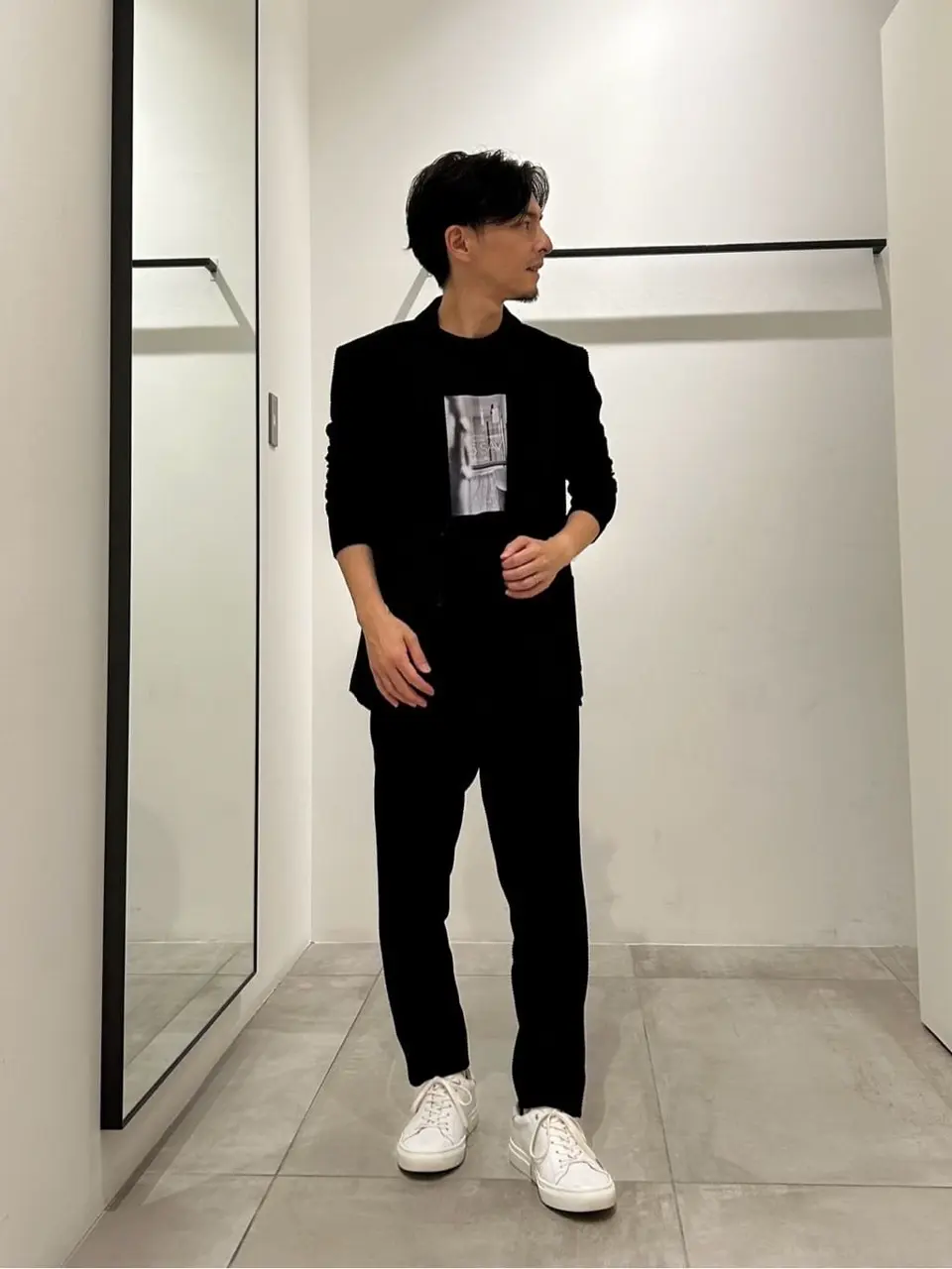 JOSEPH HOMME 鈴木 コーディネート画像