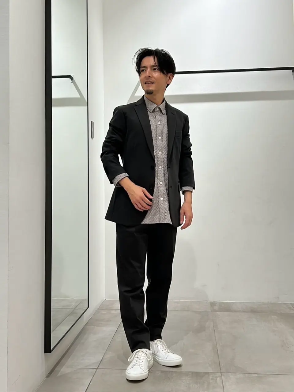 JOSEPH HOMME 鈴木 コーディネート画像