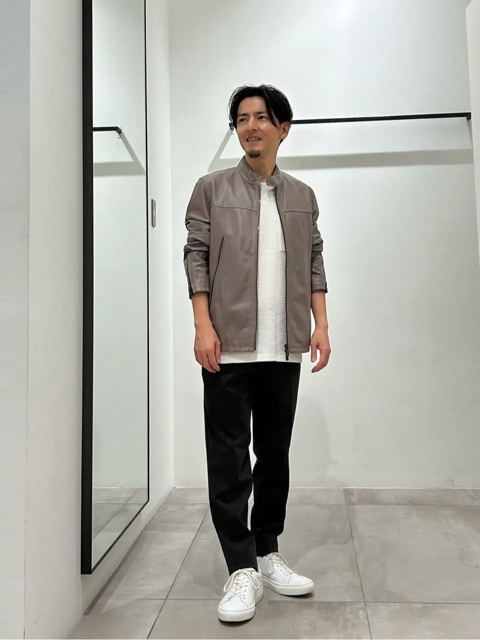 JOSEPH HOMME 鈴木 コーディネート画像