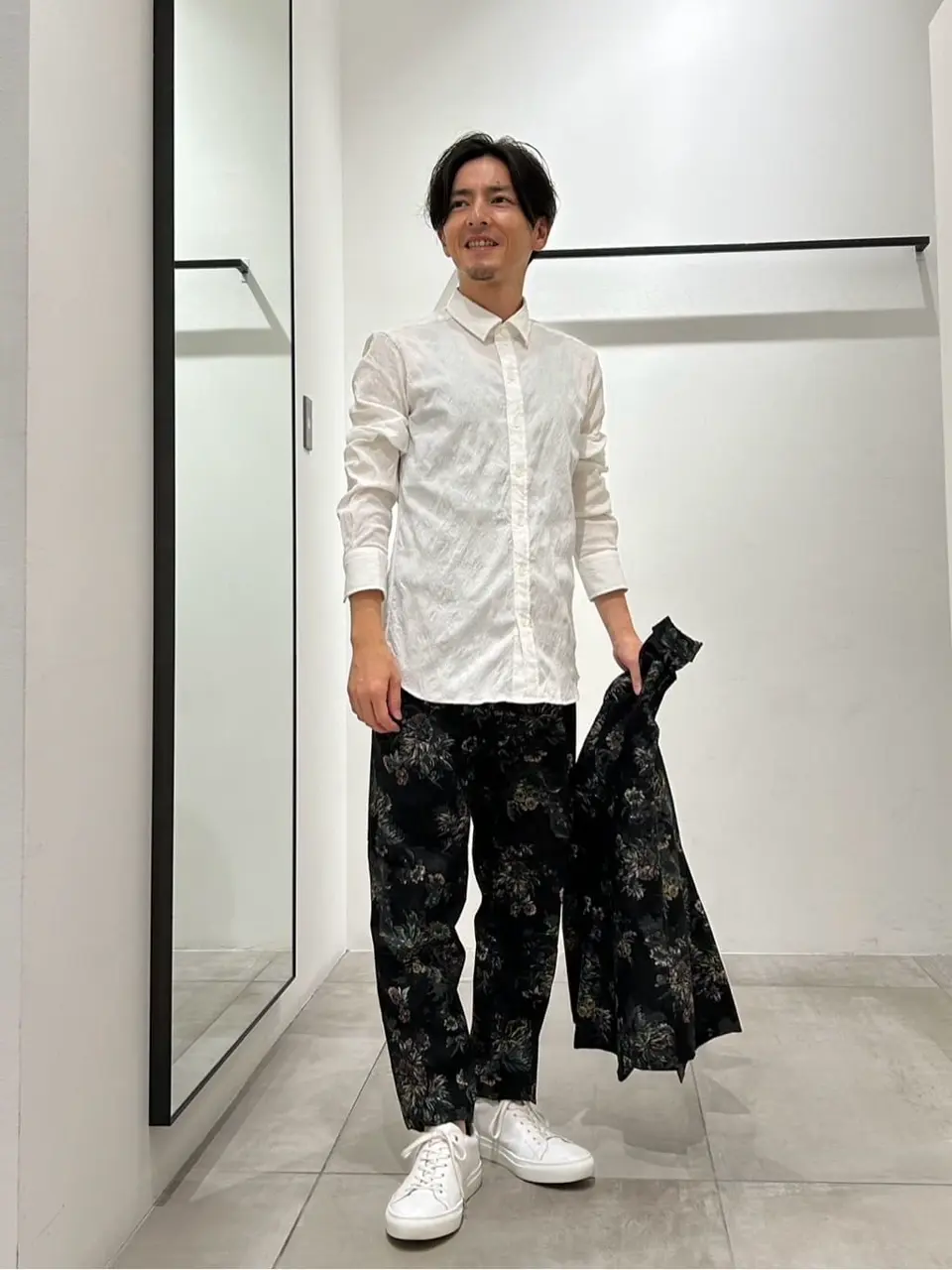 JOSEPH HOMME 鈴木 コーディネート画像