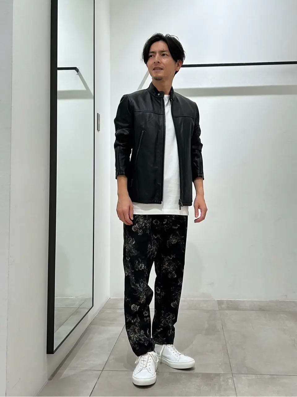 JOSEPH HOMME 鈴木 コーディネート画像