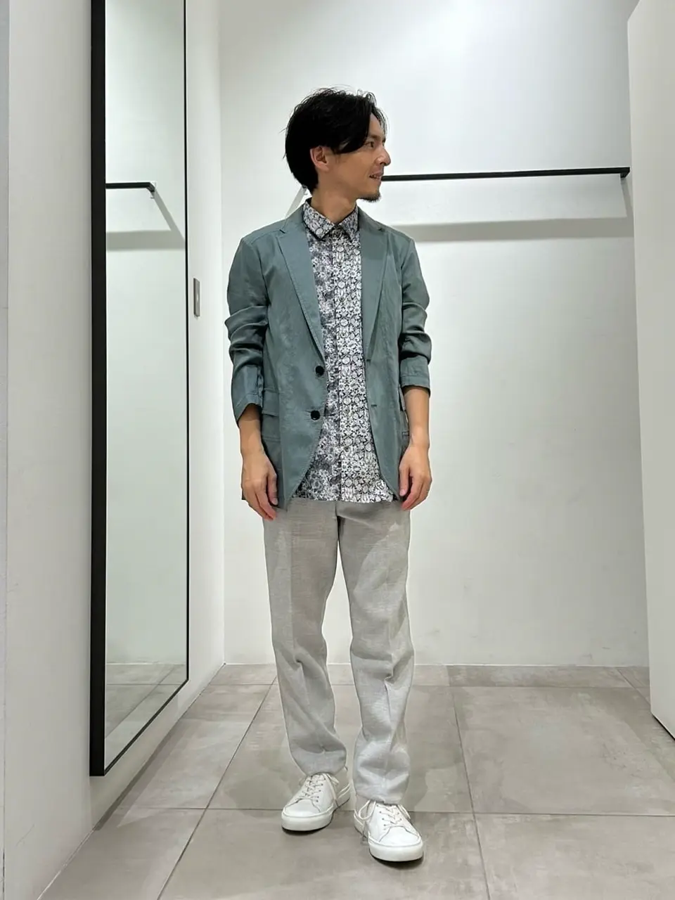 JOSEPH HOMME 鈴木 コーディネート画像