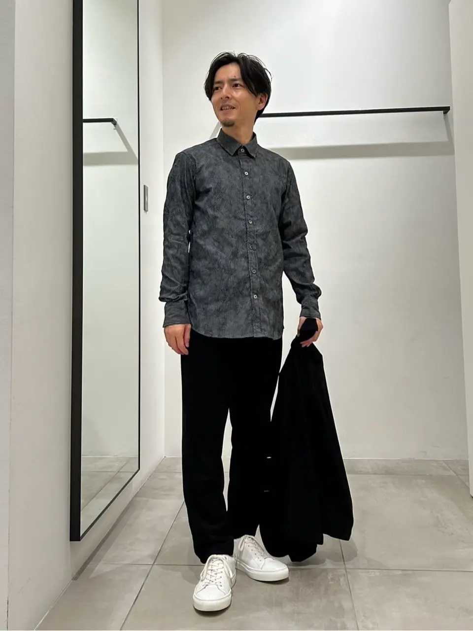 JOSEPH HOMME 鈴木 コーディネート画像