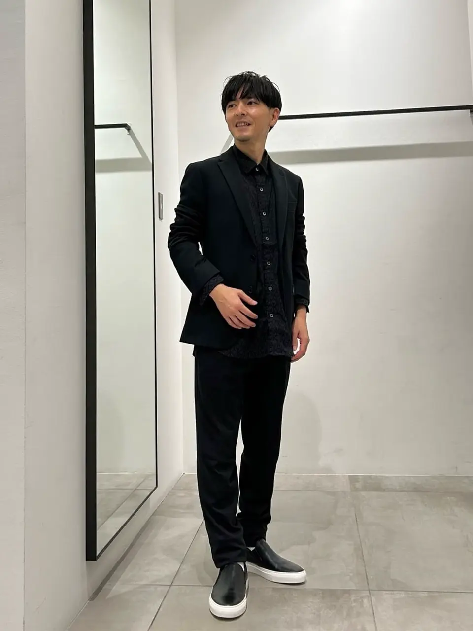 JOSEPH HOMME 鈴木 コーディネート画像