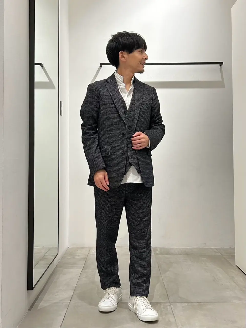 JOSEPH HOMME 鈴木 コーディネート画像