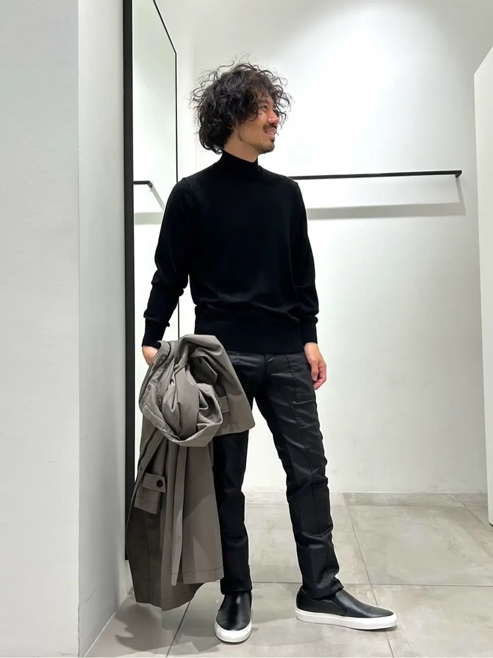 JOSEPH HOMME 中原 コーディネート画像