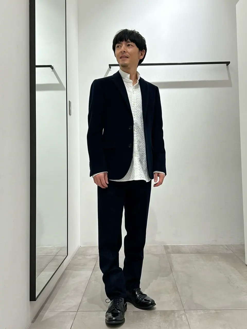 JOSEPH HOMME 鈴木 コーディネート画像