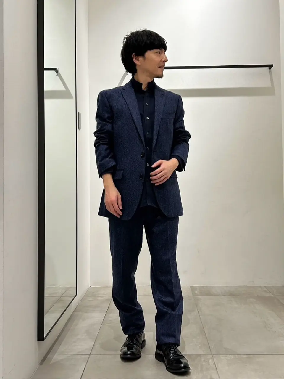 JOSEPH HOMME 鈴木 コーディネート画像