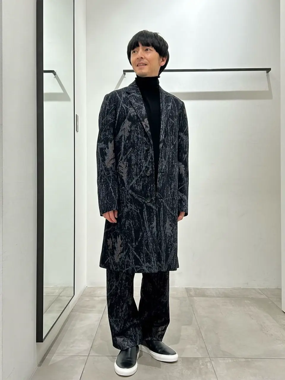 JOSEPH HOMME 鈴木 コーディネート画像