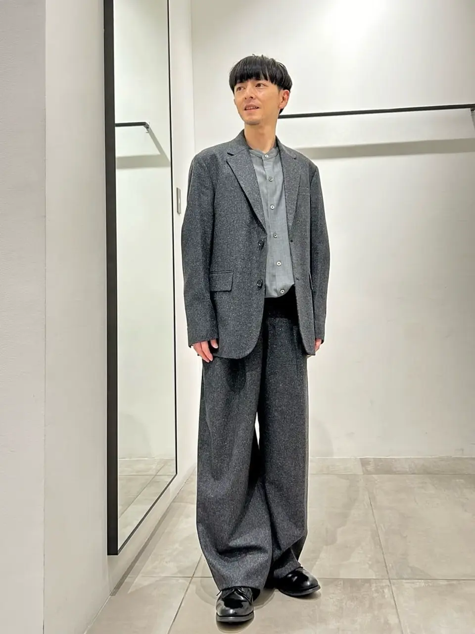 JOSEPH HOMME 鈴木 コーディネート画像