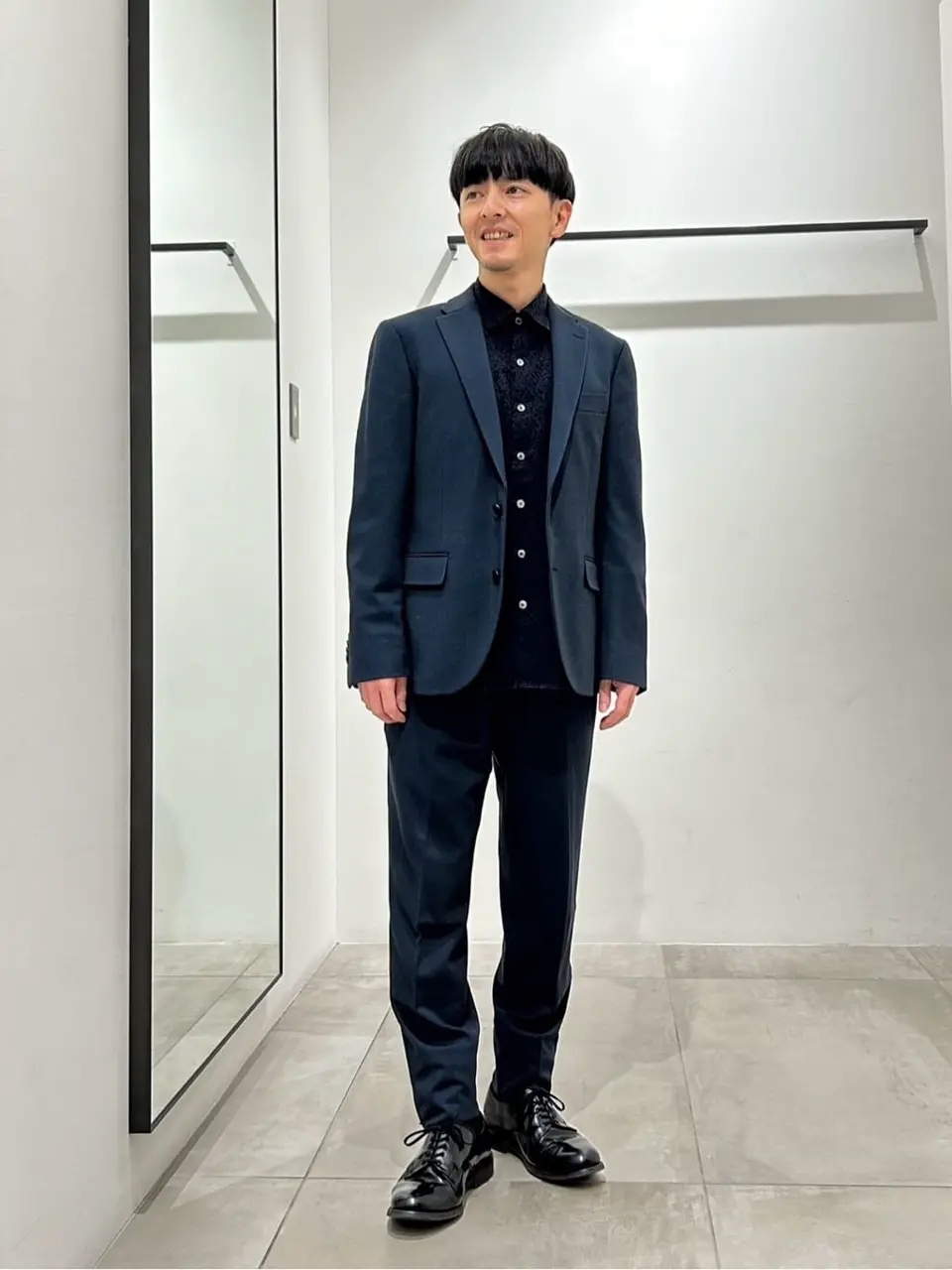 JOSEPH HOMME 鈴木 コーディネート画像