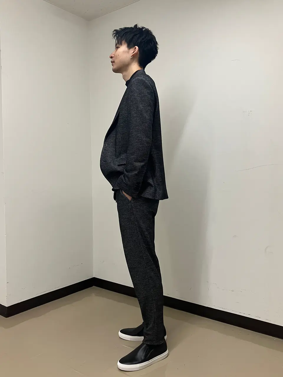 JOSEPH HOMME 鈴木 コーディネート画像