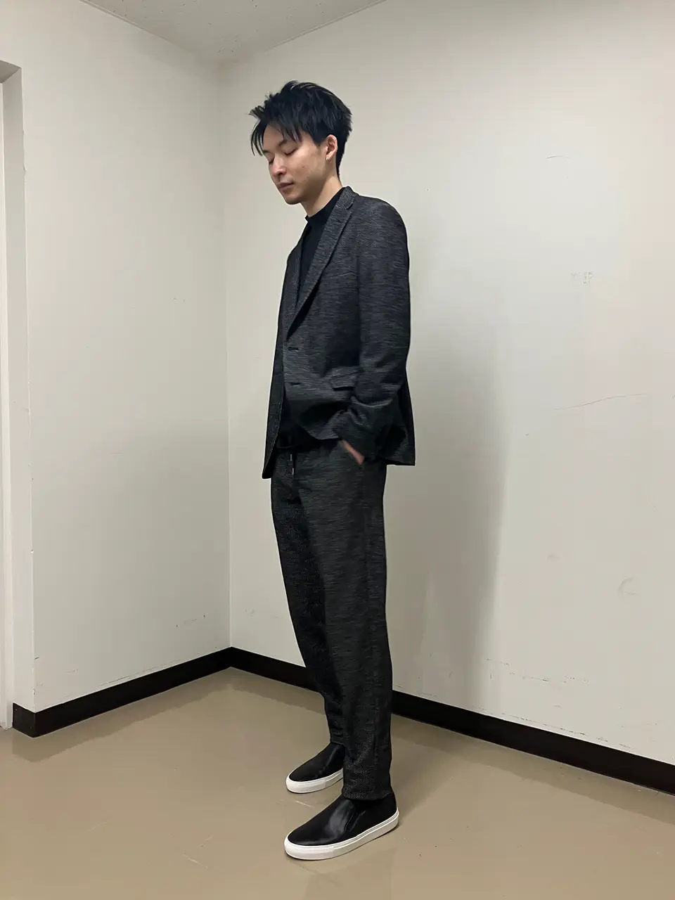 JOSEPH HOMME 鈴木 コーディネート画像