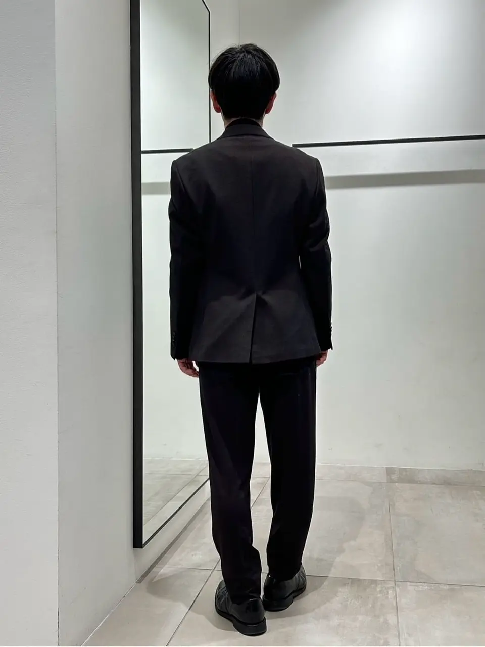 JOSEPH HOMME 鈴木 コーディネート画像