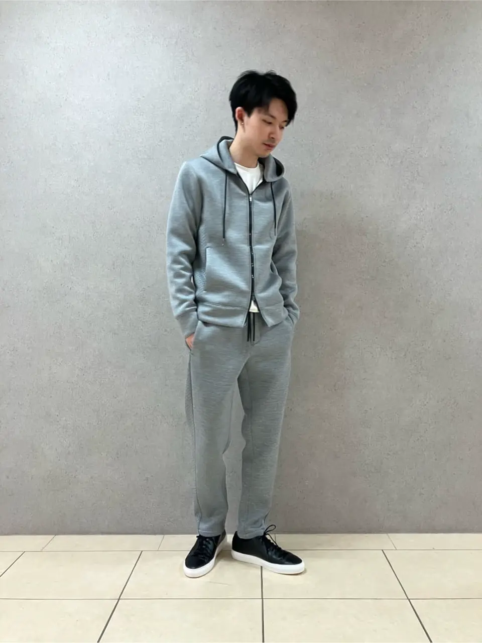 JOSEPH HOMME 鈴木 コーディネート画像