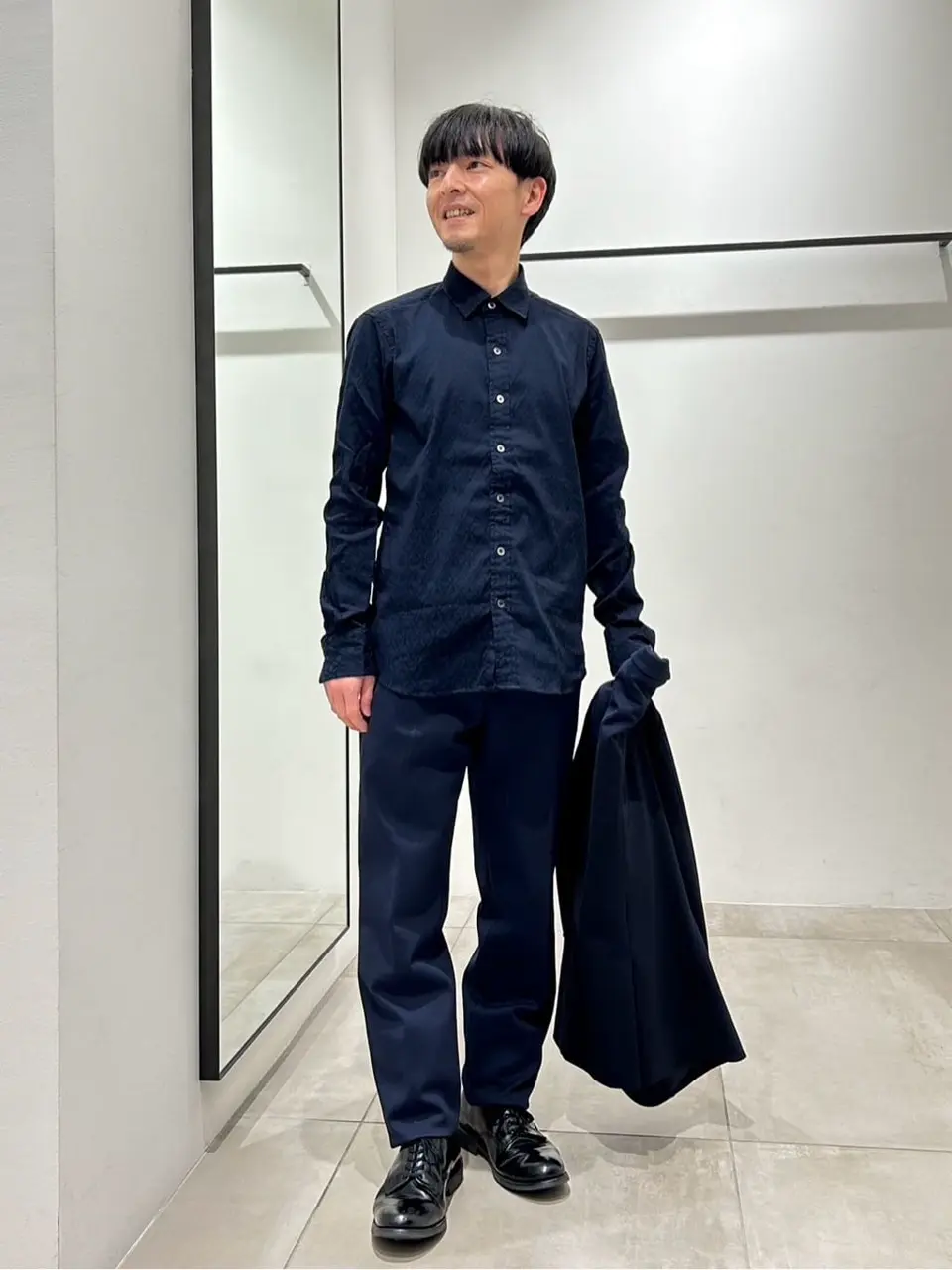 JOSEPH HOMME 鈴木 コーディネート画像