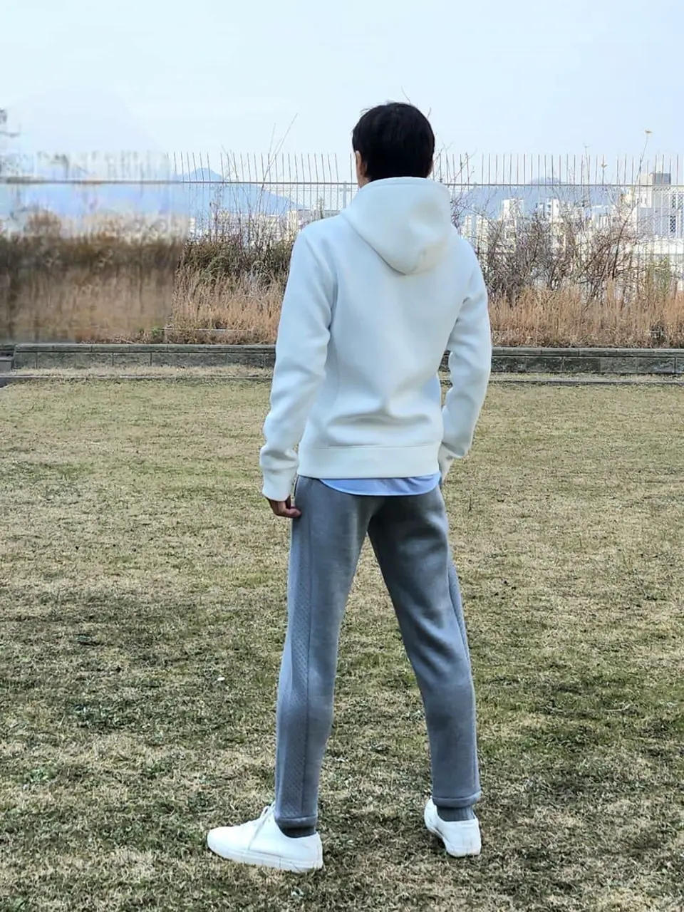 JOSEPH HOMME 泉 コーディネート画像