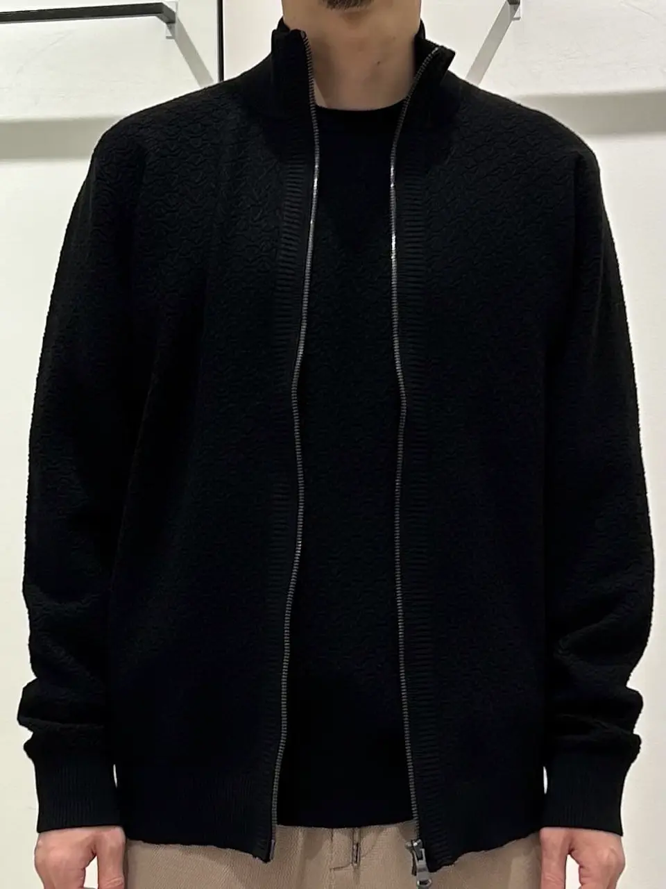 JOSEPH HOMME 鈴木 コーディネート画像