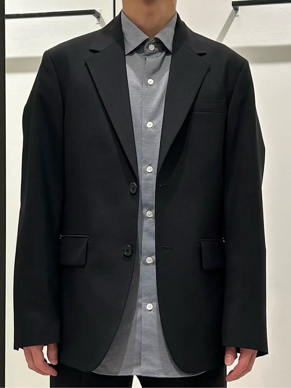 JOSEPH HOMME 鈴木 コーディネート画像