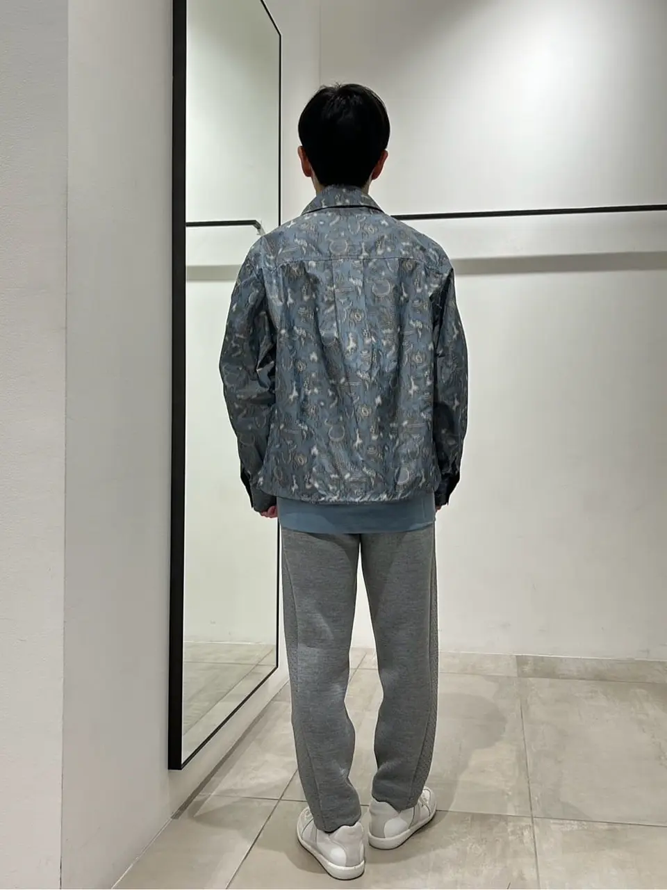 JOSEPH HOMME 鈴木 コーディネート画像