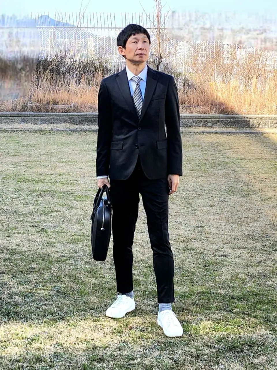 JOSEPH HOMME 泉 コーディネート画像