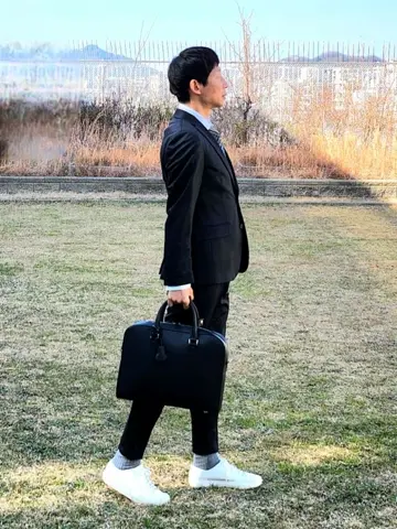 JOSEPH HOMME 泉 コーディネート画像