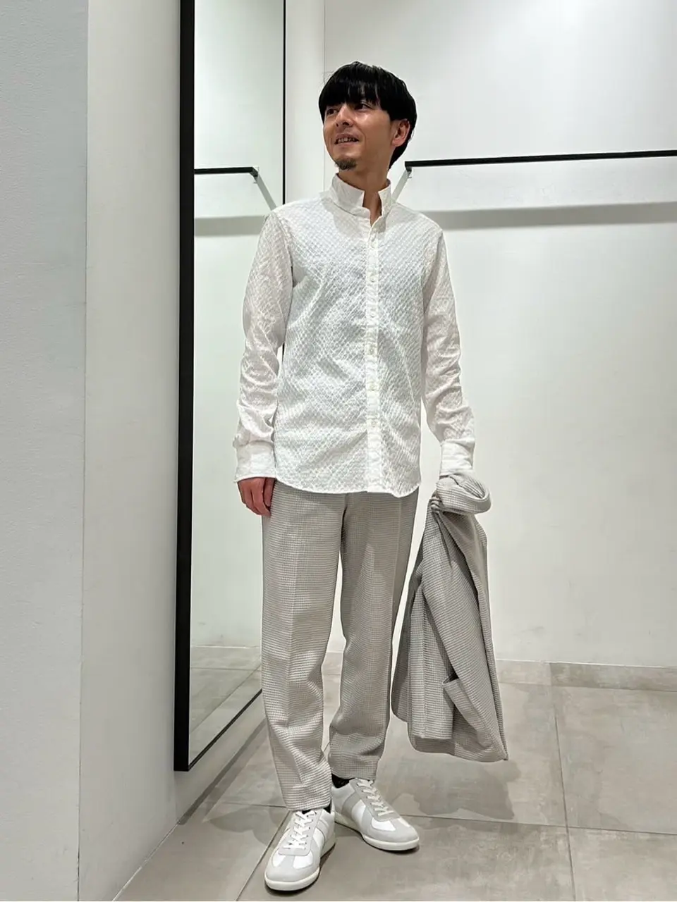 JOSEPH HOMME 鈴木 コーディネート画像