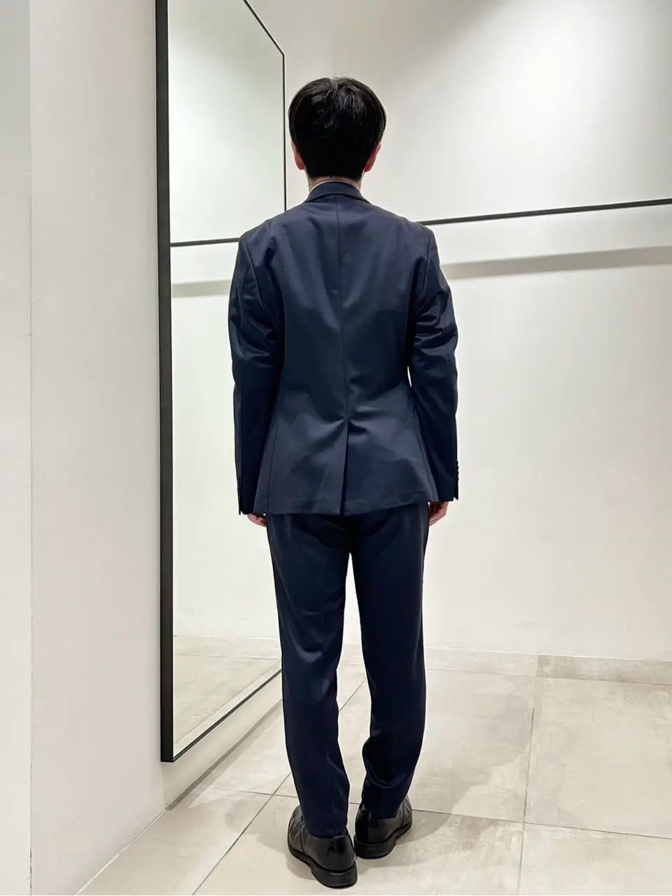 JOSEPH HOMME 鈴木 コーディネート画像