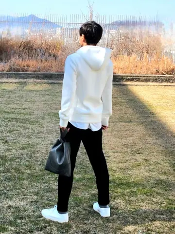 JOSEPH HOMME 泉 コーディネート画像