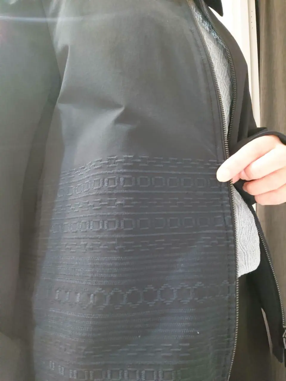 JOSEPH HOMME 根耒 コーディネート画像