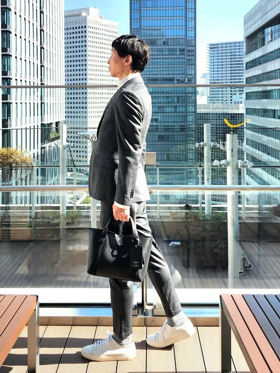 JOSEPH HOMME 泉 コーディネート画像