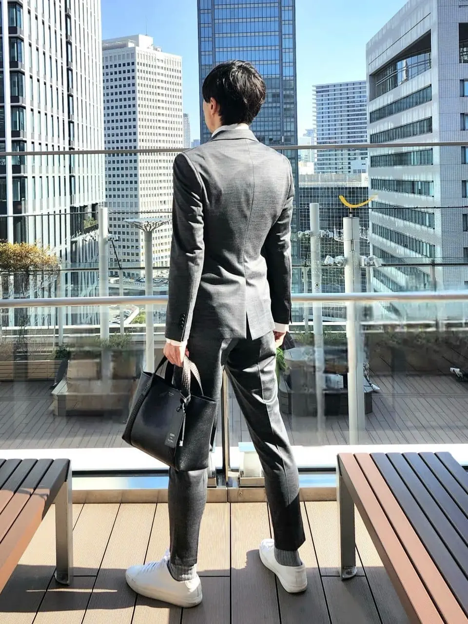 JOSEPH HOMME 泉 コーディネート画像