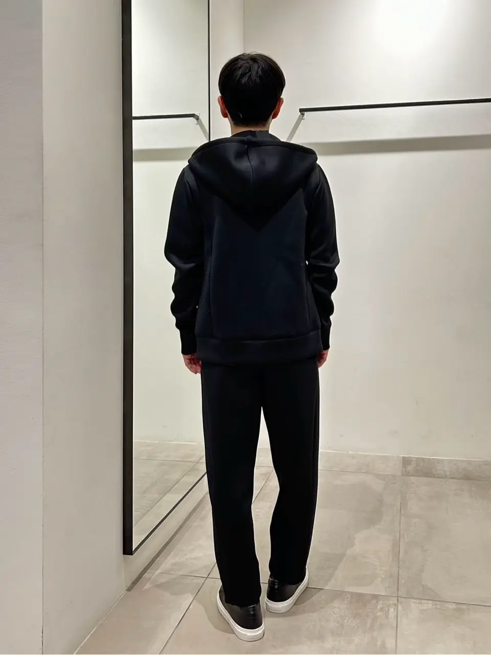 JOSEPH HOMME 鈴木 コーディネート画像