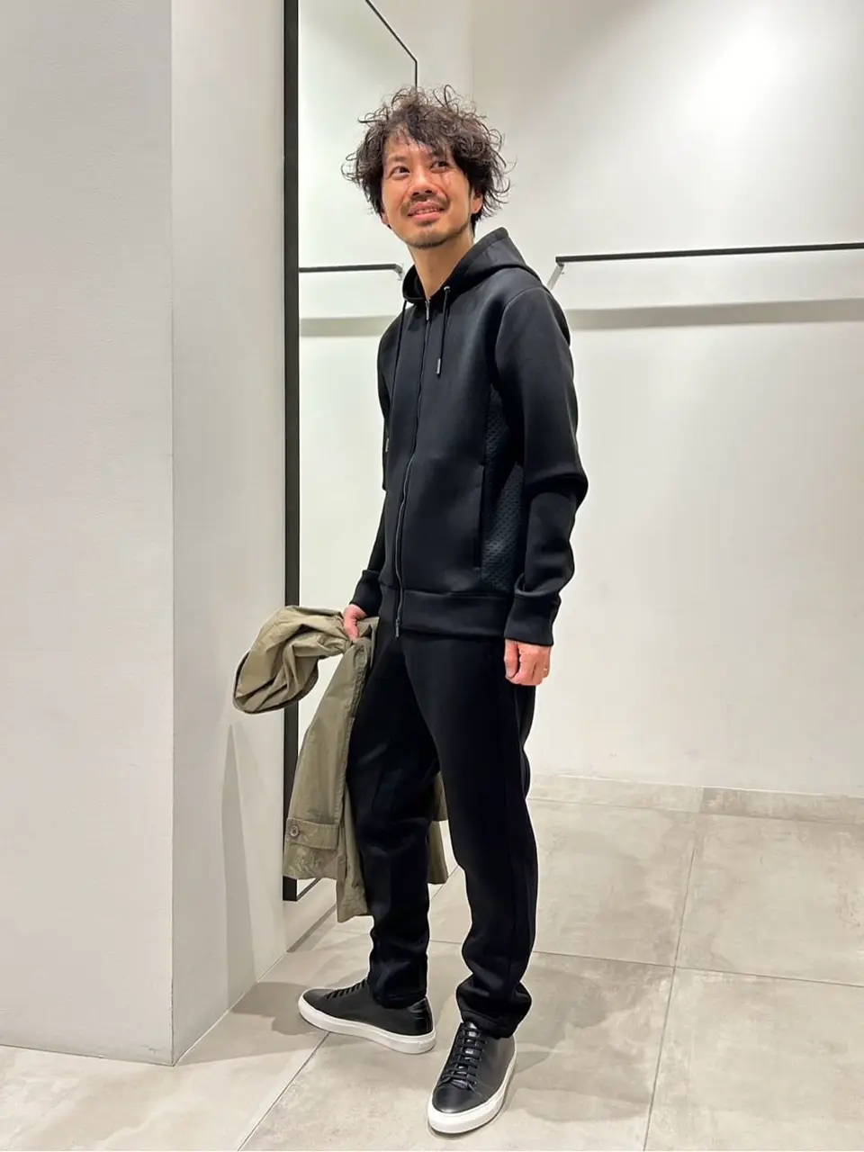 JOSEPH HOMME 中原 コーディネート画像