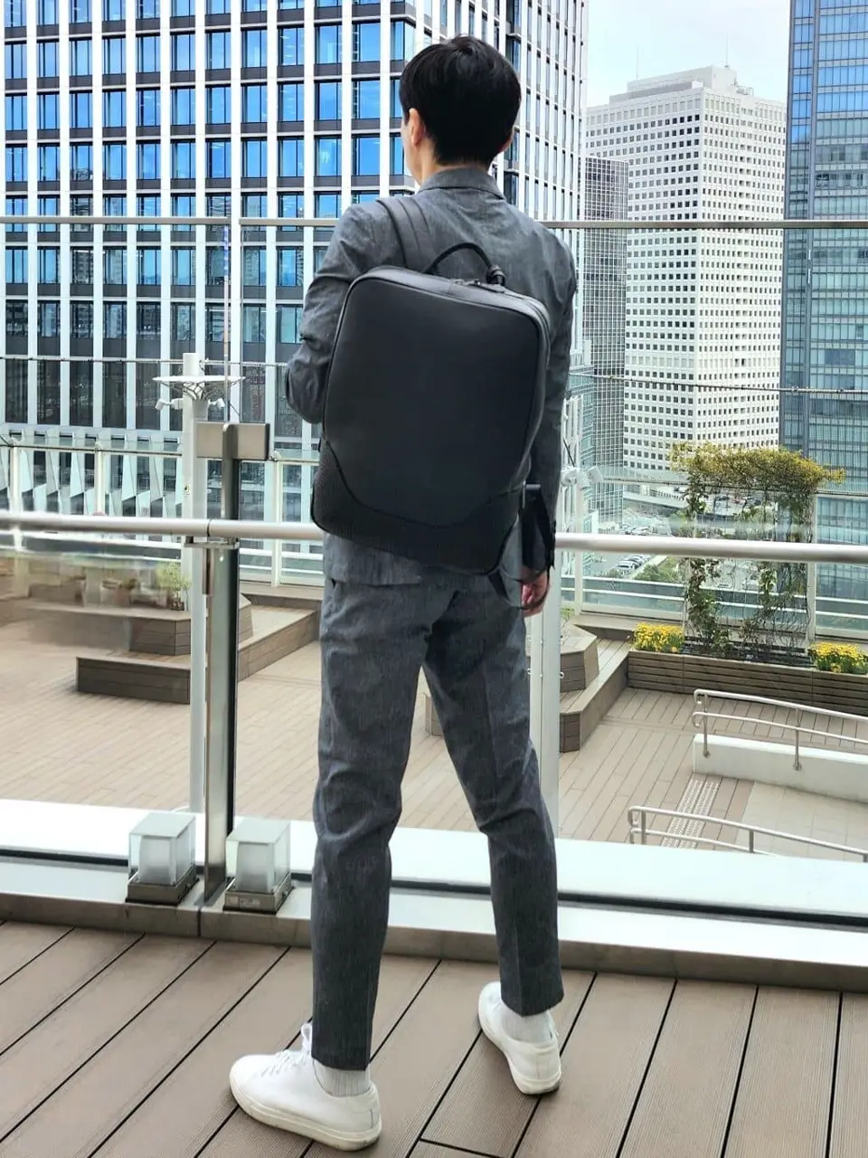 JOSEPH HOMME 泉 コーディネート画像