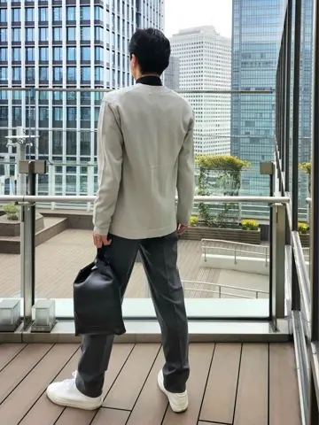 JOSEPH HOMME 泉 コーディネート画像