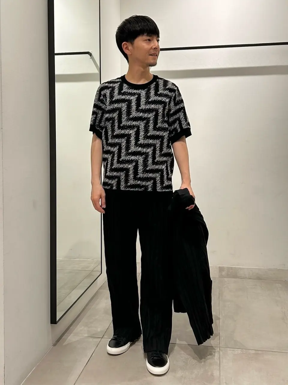 JOSEPH HOMME 鈴木 コーディネート画像