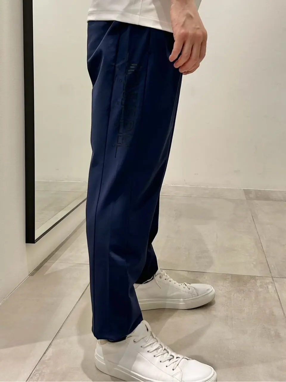 JOSEPH HOMME 鈴木 コーディネート画像