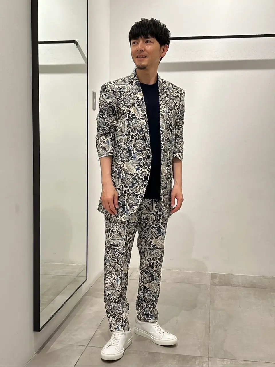 JOSEPH HOMME 鈴木 コーディネート画像