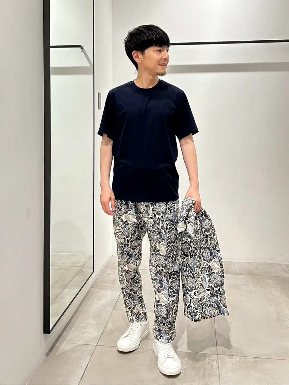 JOSEPH HOMME 鈴木 コーディネート画像