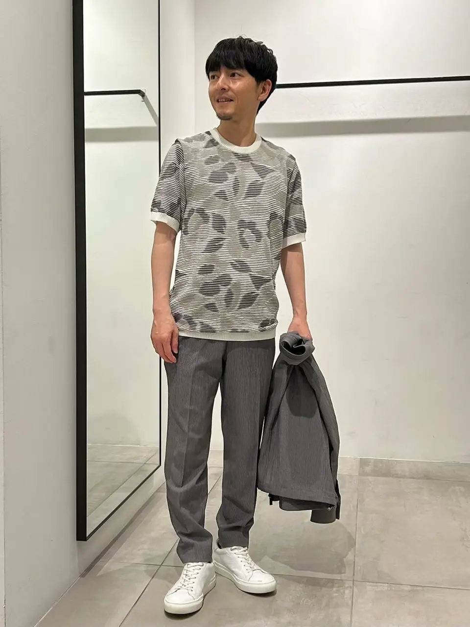 JOSEPH HOMME 鈴木 コーディネート画像