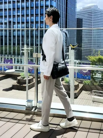 JOSEPH HOMME 泉 コーディネート画像