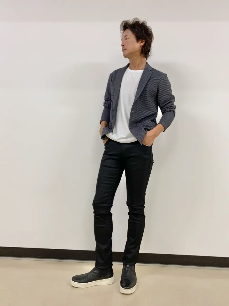  岡田 コーディネート画像