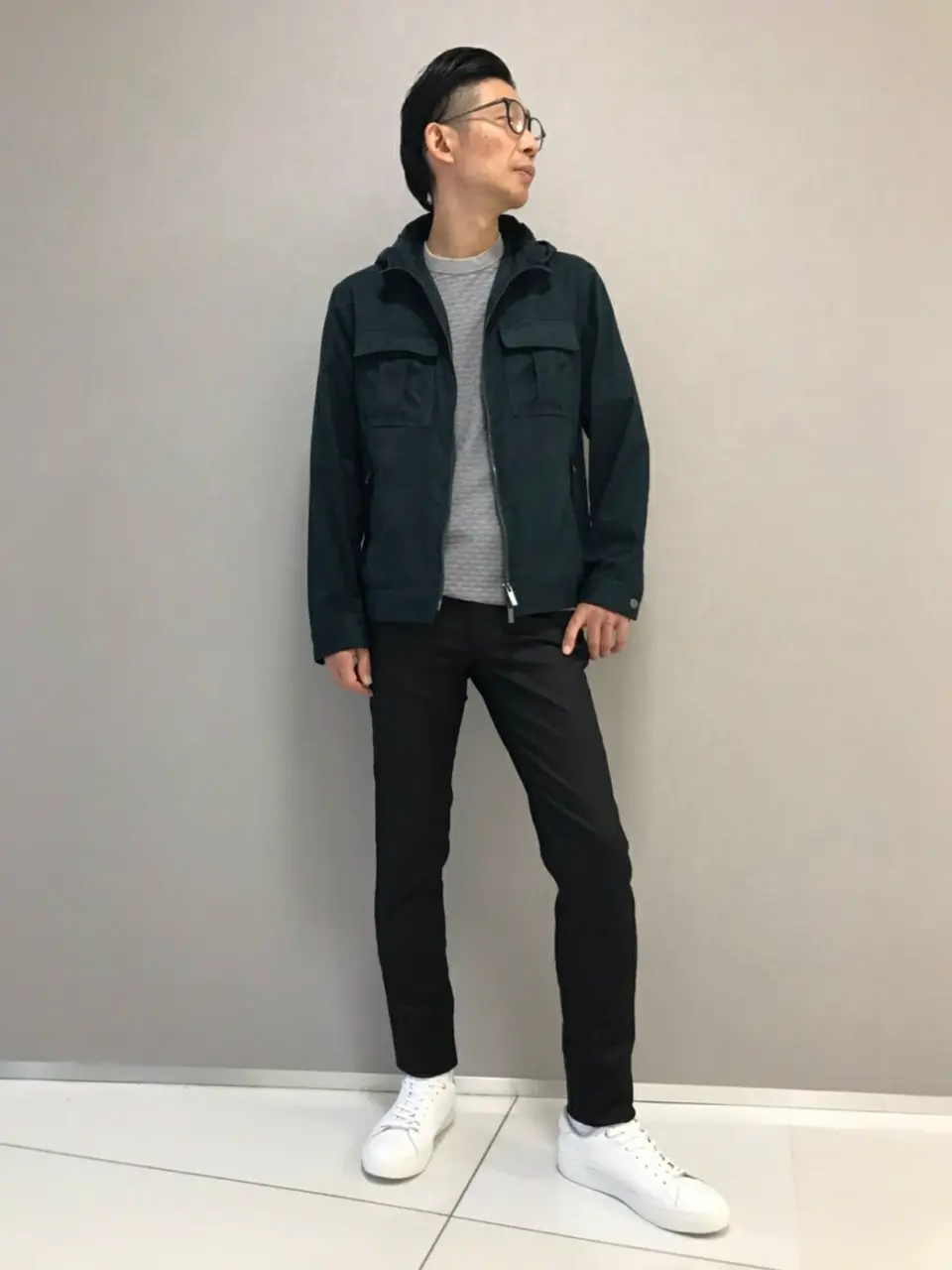 JOSEPH HOMME 泉 コーディネート画像