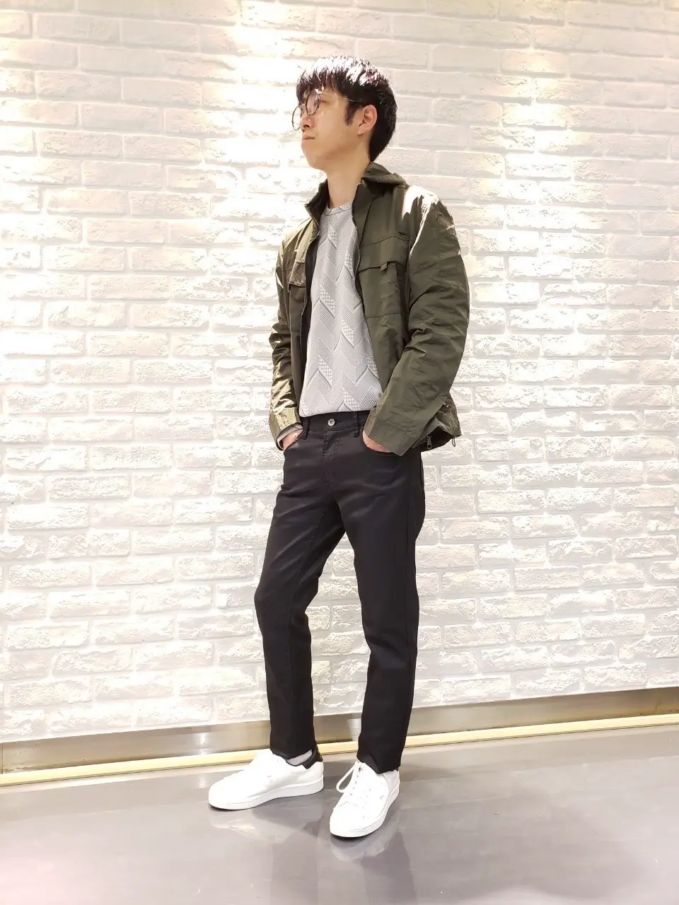  岸本 コーディネート画像